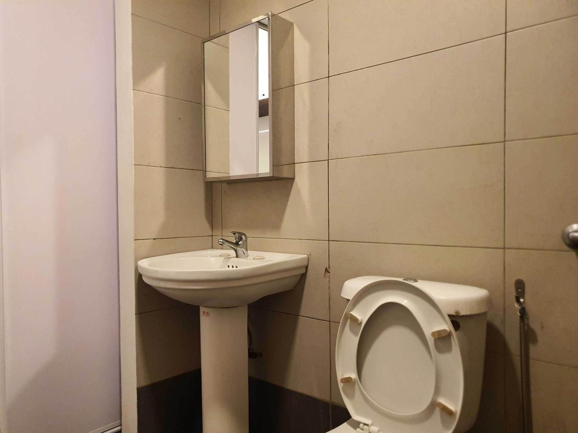 Oyo 91053 Signature Inn Miri Exteriör bild